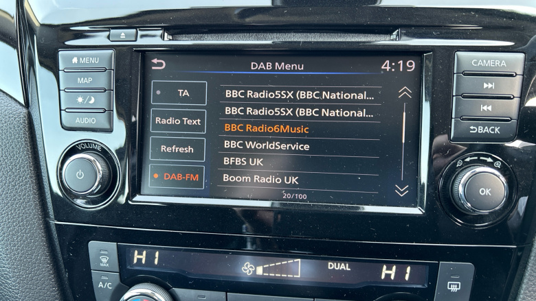 Nissan Qashqai 1.3 DiG-T Acenta Premium 5dr Petrol Hatchback